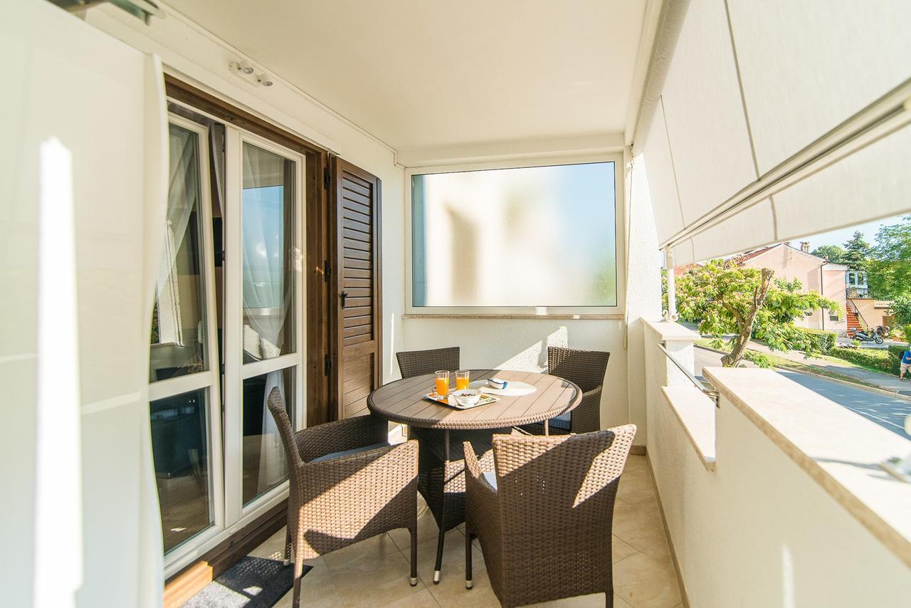 Vera Luxury Porec Exterior photo